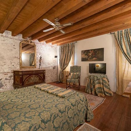 Carre Locanda La Corte Dei Galli מראה חיצוני תמונה